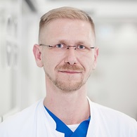 Dr. Oliver Kurbad