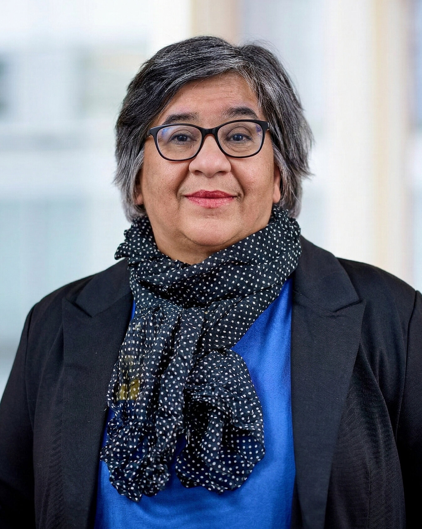 Dr. Eva Jain