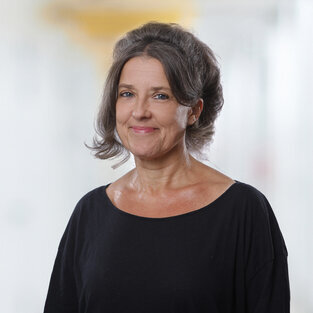 Barbara Apel, Dipl.- Med. Päd.
